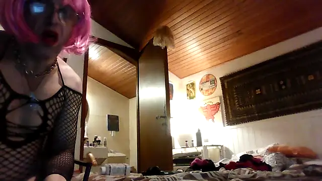 littledragon33 (T mature) - #anal-toys #bbw #big-balls #big-clit #bisexuals #cam2cam #cheap-privates #colorful #cumshot #dildo-or-vibrator #emo #foot-fetish #french #glamour #mature #medium-hair #oil-show #small-audience #smoking #white