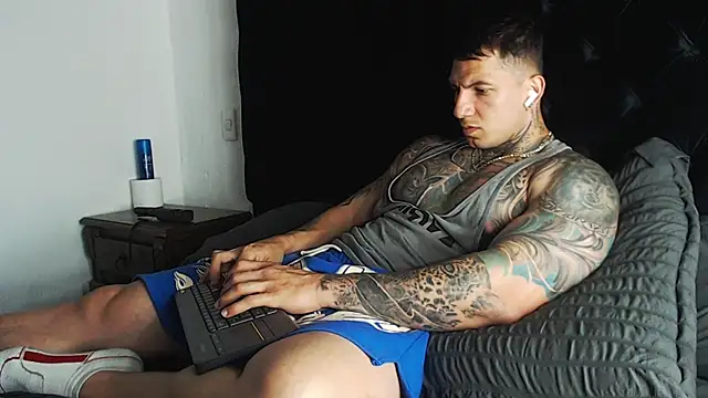 Shane_Clay webcam