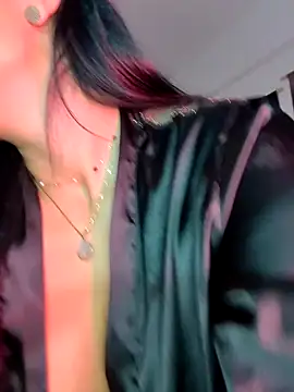 ReiyaRey live sex cam