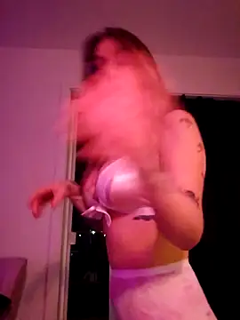 LilyOrion - Live Cam