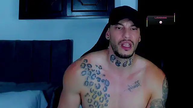 rickg_oficial - RickG_Oficial's free webcam - UK Sex Cams