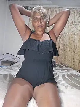 Goodgirlsue_77 webcam