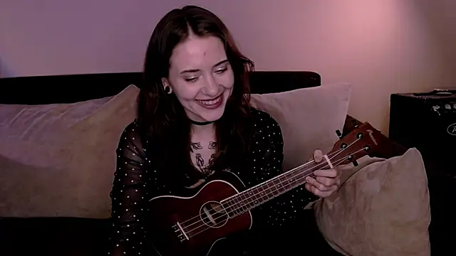 risha_laas - Risha_laas's free webcam - UK Sex Cams