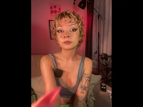 lisathommpson webcam