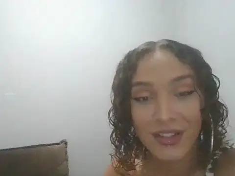 4petitosa_ - 4petitosa_'s free webcam - UK Sex Cams