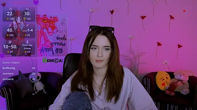 liana_kisses - Liana_kisses's free webcam - UK Sex Cams