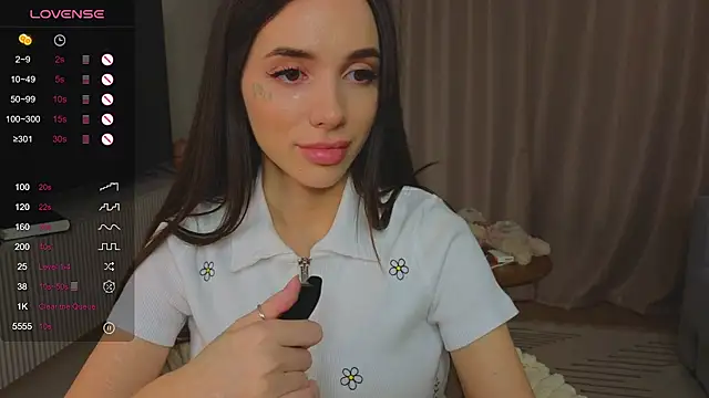 shuggybaby - Shuggybaby's free webcam - UK Sex Cams