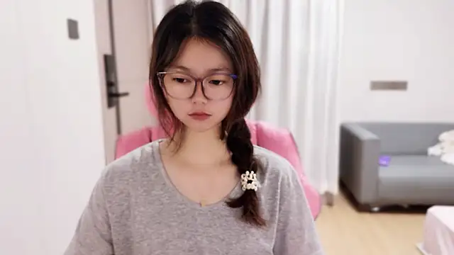 美女tiantian-vvv在线直播