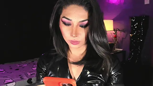 MaxxineMorenaTs webcam