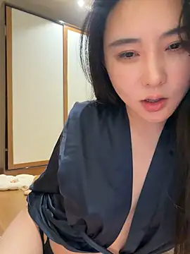 美女anqi6376在线直播