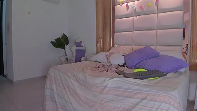 Taylor_Royal_ webcam