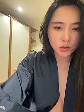 美女anqi6376在线直播