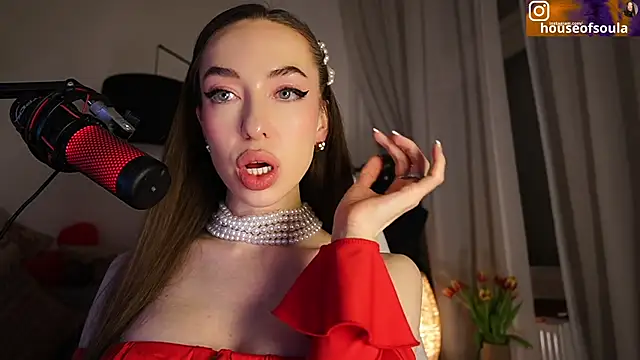 supreme_dominatrix webcam