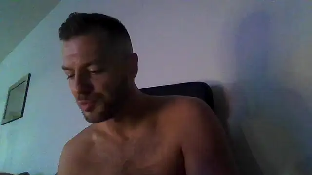 THE_CHEEKY_ALPHA webcam