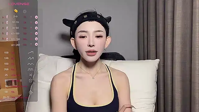 美女kiki-12在线直播