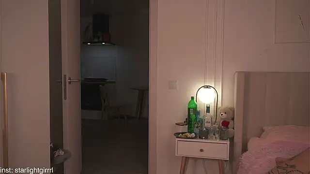 CupOfLovesWhisper webcam