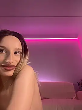 ScarletFlameee webcam