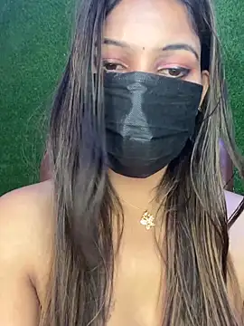 cuti-naina - CUTI-NAINA's free webcam - UK Sex Cams