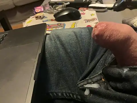 Preview juicyprecumboy