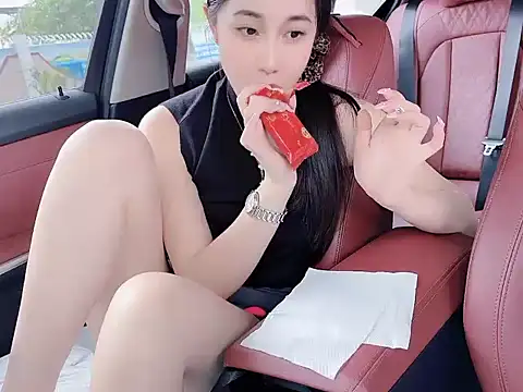 美女newwell在线直播