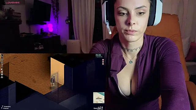 GennaJames webcam