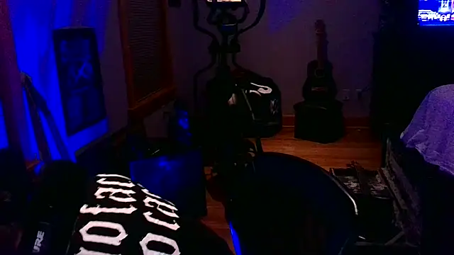 LEVIATHANX666 webcam