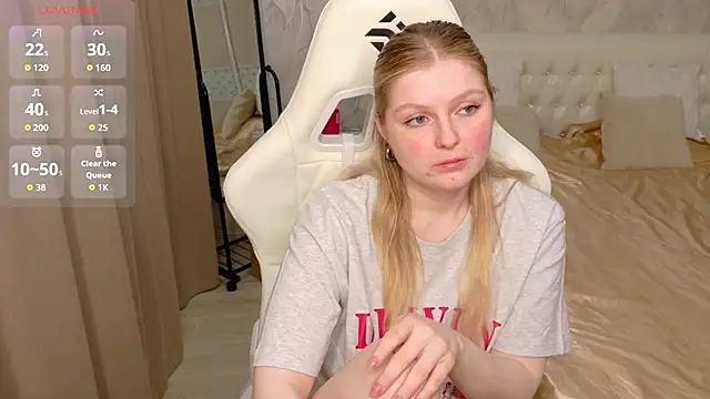 AmeliaDiamond webcam