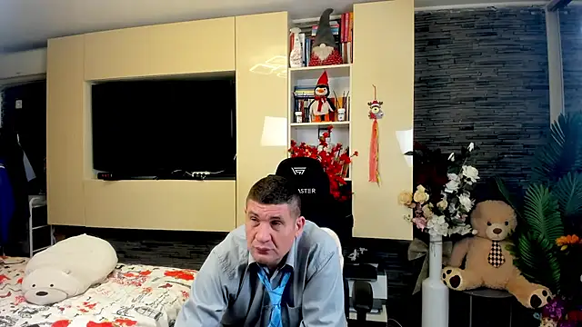 SpartacusDaddy48 webcam