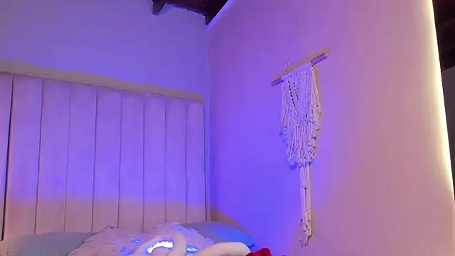 seab_trooy (M twink) - DROPS OF CUM