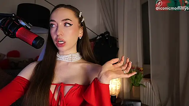 supreme_dominatrix webcam