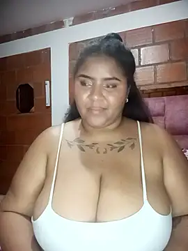 Webcam Model (Valentina_belmont)  is live.Free join now!