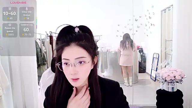 美女yangyang-777在线直播