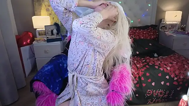 roxalanastar - RoxalanaStar's free webcam - UK Sex Cams