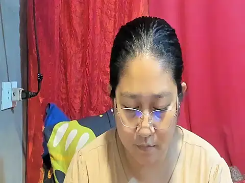 PINAYSUNSHINE38 webcam