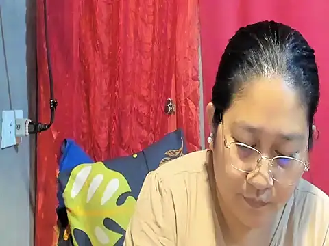 PINAYSUNSHINE38 webcam