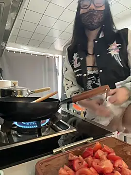 美女taozi18在线直播