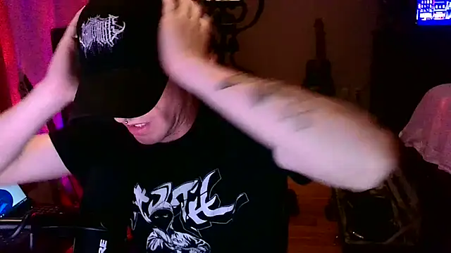 LEVIATHANX666 webcam