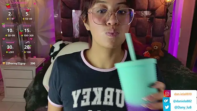 leyla_collinss webcam