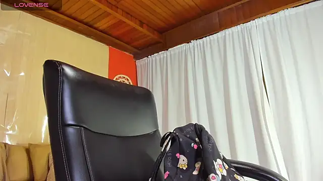 barbiekano - BarbieKano's free webcam - UK Sex Cams