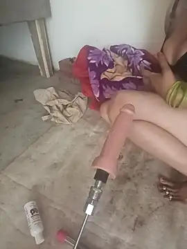 Savita_bhabhi_enjoy webcam