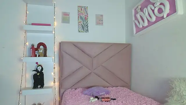 eva_sin18 live sex cam