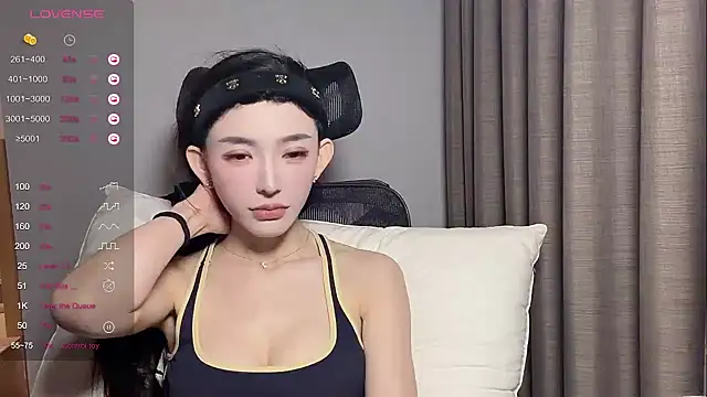 美女kiki-12在线直播