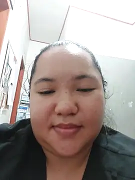 lianacruzado - LianaCruzado's free webcam - UK Sex Cams