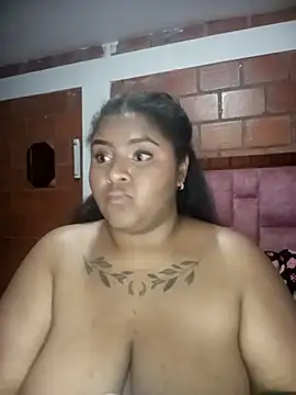 Valentina_belmont webcam