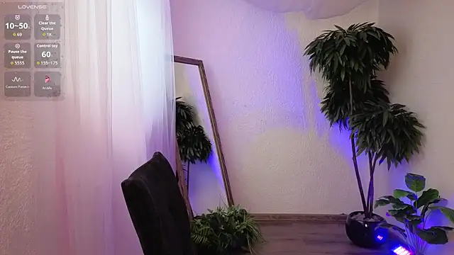 moana_light - Moana_light's free webcam - UK Sex Cams