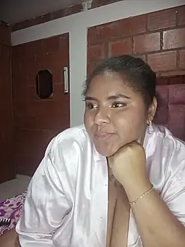 Valentina_belmont webcam