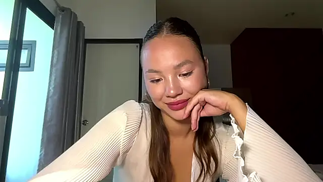 kamila_18_french