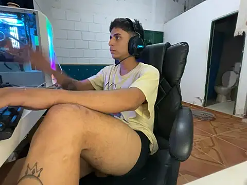 max_thehorsedick (M young) - Ticket Show CUM