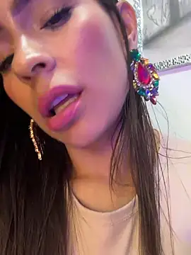 mau_white - Mau_White's free webcam - UK Sex Cams