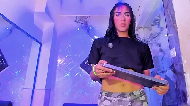 isabella_stanford2 - Isabella_stanford2's free webcam - UK Sex Cams